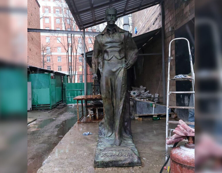 Памятник Константину Головкину в середине декабря всё же откроют