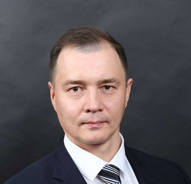 Вице-губернатора Дмитрия Холина попросили вернуться на военную службу