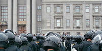 Российские «беркуты» разогнали Майдан на площади Куйбышева