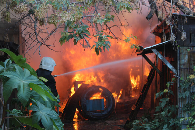 Жители улицы Ярмарочной считают, что их подожгли