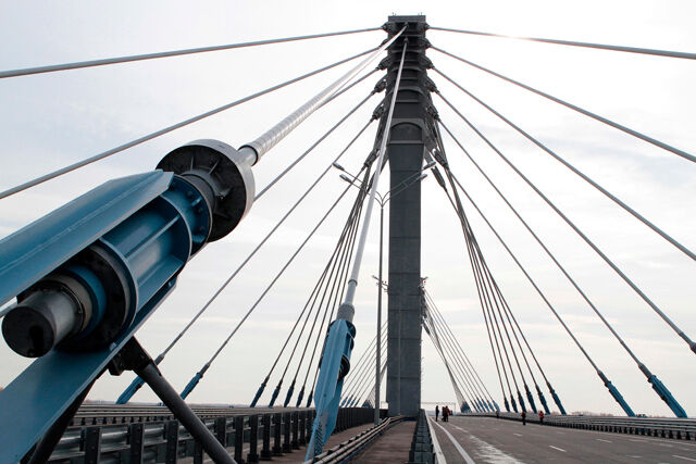 Кировский мост просит ещё полтора миллиарда