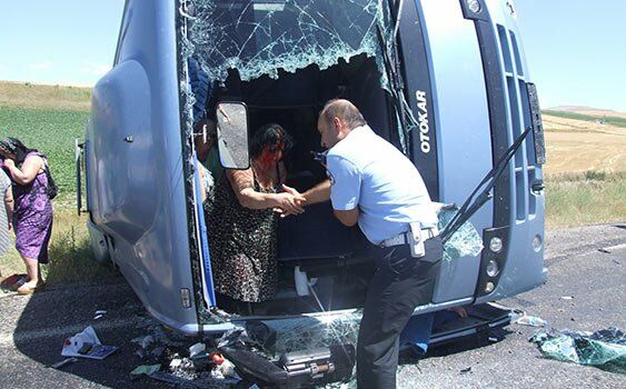Автобус с туристами из Самары перевернулся в Турции