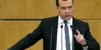Честный непреходящий политик Медведев отказался комментировать «лживые продукты политических проходимцев»