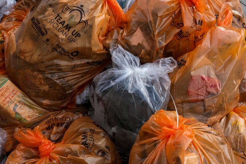 Министр ЖКХ не теряет надежду на повышение мусорного тарифа