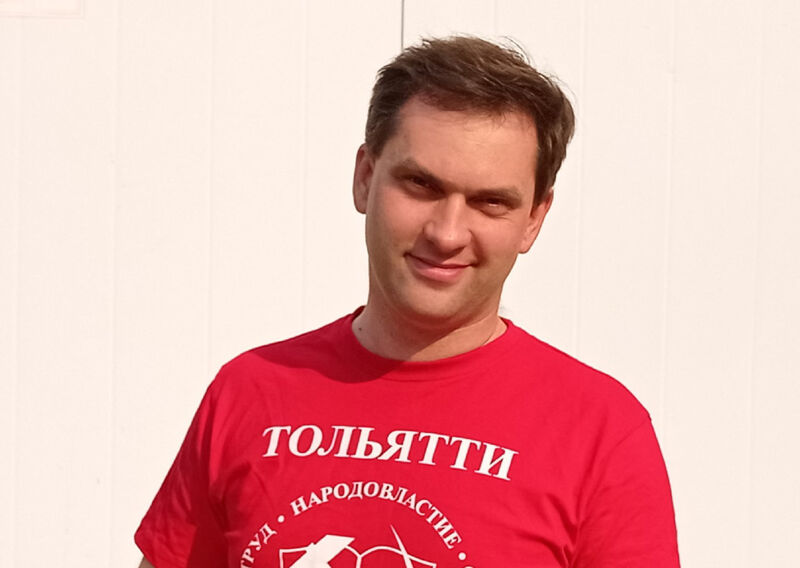 В тольяттинской ячейке КПРФ начался раскол из-за Максима Гусейнова