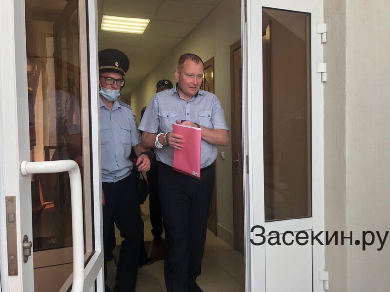 «Это провокация»: прокурор Сызрани обжалует свой арест