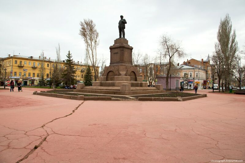 Памятник на площади Революции стал культурным наследием