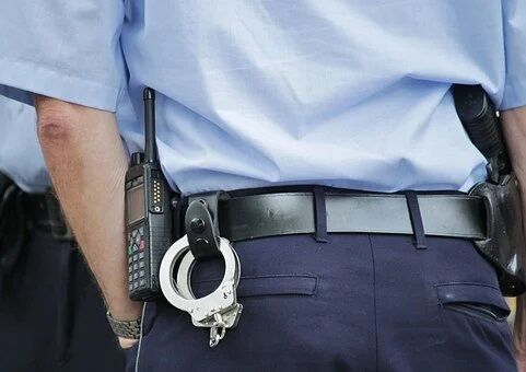 В Самаре прекратили дело полицейских, которые «заставляли сдавать других»