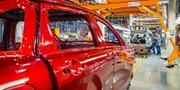 «АвтоВАЗ» останавливает производство автомобилей