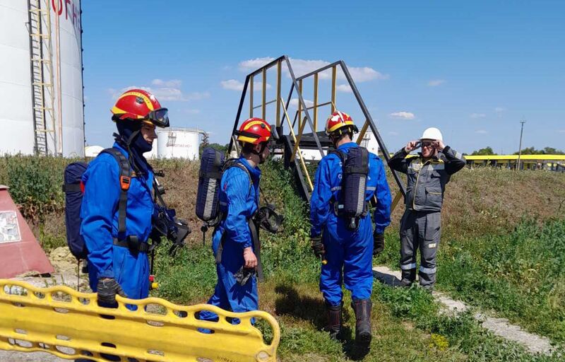 В Самаре погиб рабочий из-за падения в нефтяной резервуар