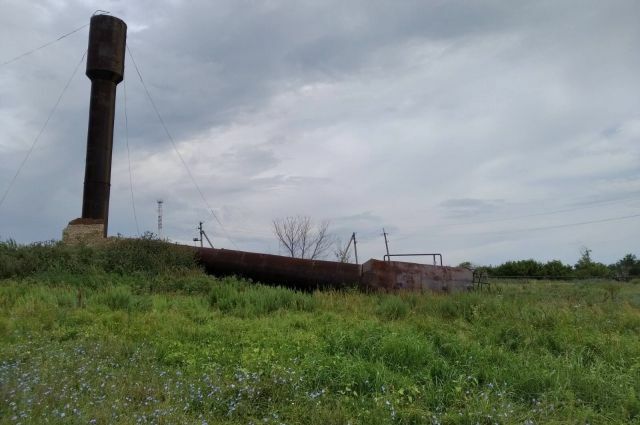 В Красноармейском районе рухнула водонапорная башня