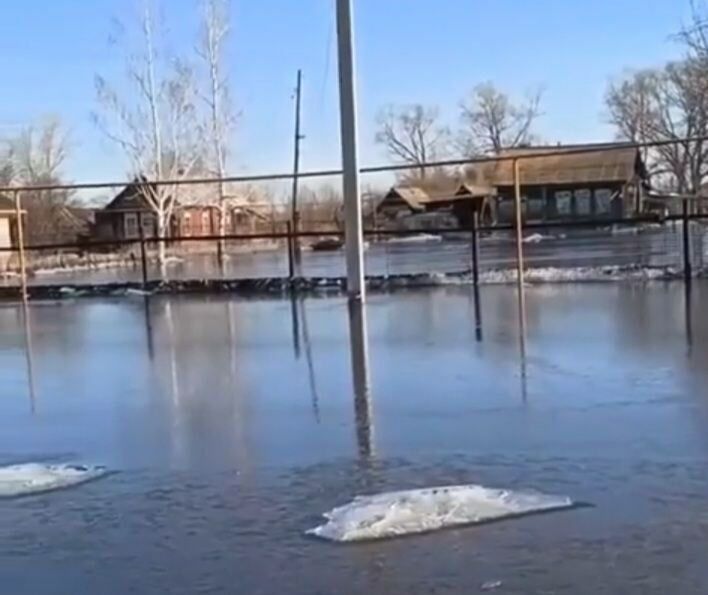 В Самарской области затопило участки, мосты и дороги