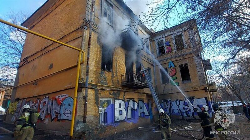 В старом центре Самары снова горел дом