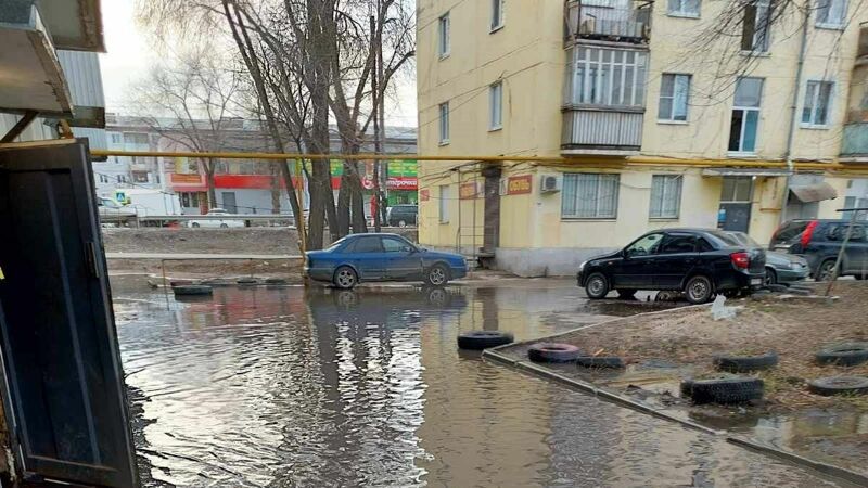 Куйбышевский район Самары затопило фекалиями