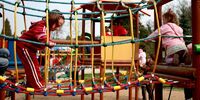 В Самаре обнаружили множественные нарушения на детских площадках