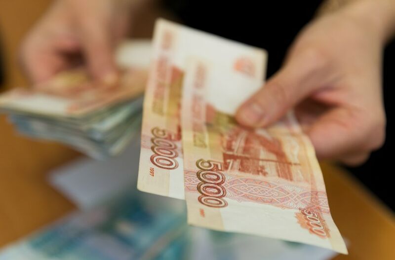 В Тольятти перед выборами задумались о единовременной выплате 10 тыс. рублей педагогам