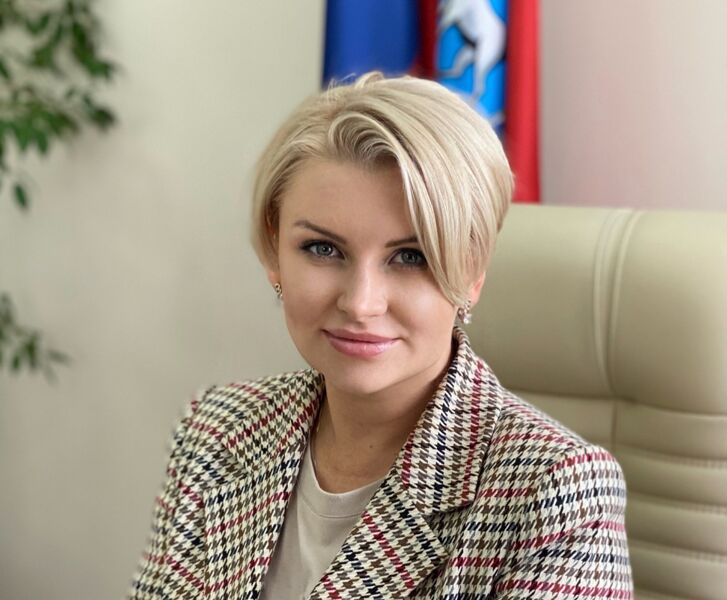 Должность главы департамента кадровой политики администрации губернатора покинула Наталья Баландина