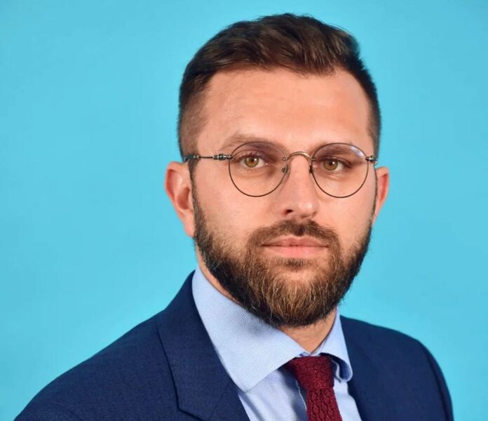 Глава департамента цифровизации администрации губернатора Иван Ефанов ушёл в отставку