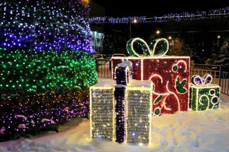 Поступила жалоба на закупку новогодних украшений в Тольятти