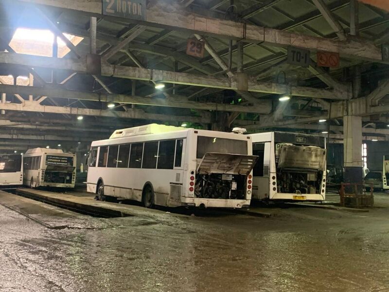 В Самаре не хватает специалистов для ремонта автобусов