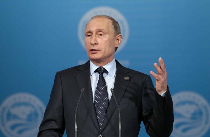 Фонари в самарском микрорайоне не включались без Путина