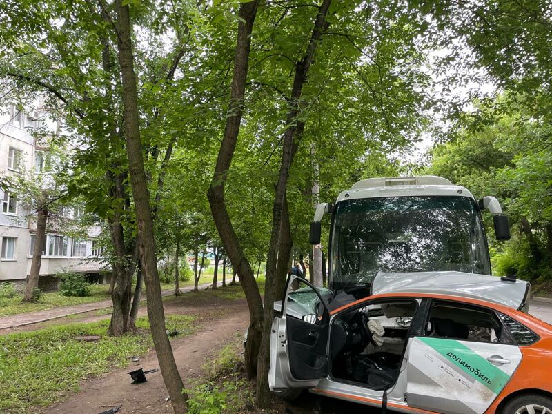 В Самаре в результате ДТП с автомобилем каршеринга погибли четверо человек