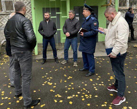 В Самаре два дома на ул. Клинической терпят бедствие