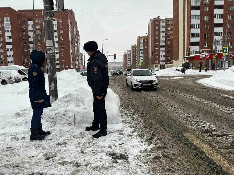 Прокуратура Красноглинского района Самары отреагировала на плохую уборку снега