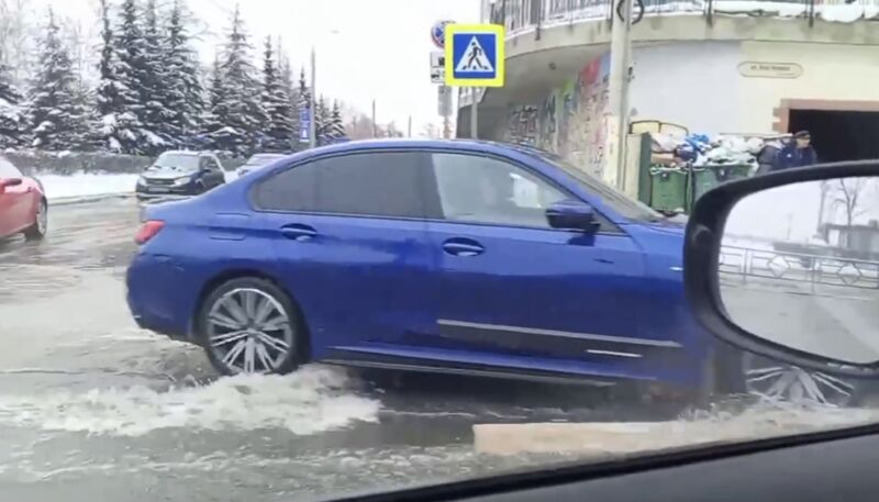 В центре Самары произошла коммунальная авария на сетях водоснабжения