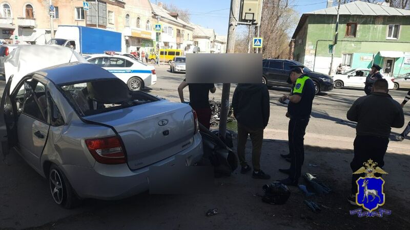 В Самаре в ДТП на ул. Авроры погибли двое человек