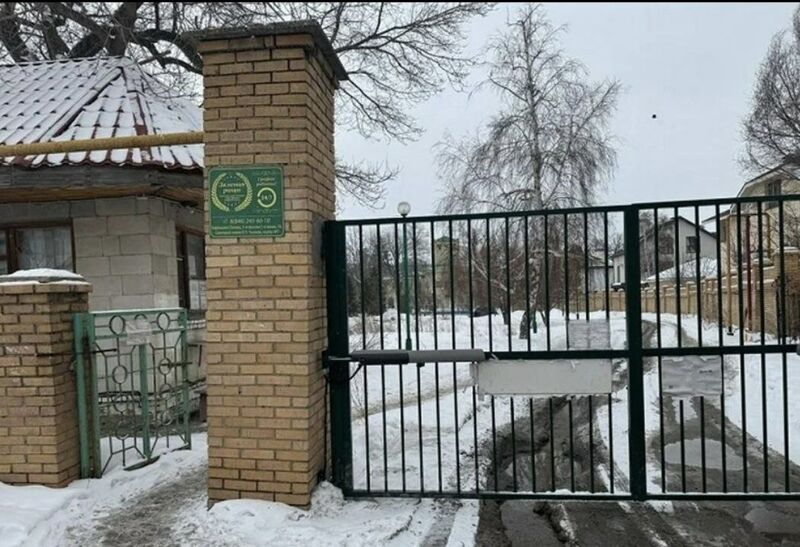 Сотню постояльцев пансионата «Зеленая роща» грозят оставить без коммуникаций