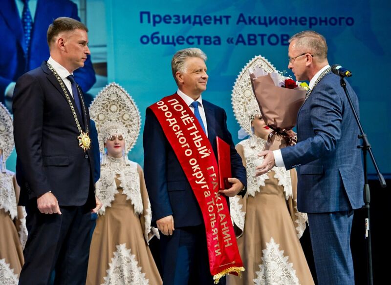 Максим Соколов стал «почётным»