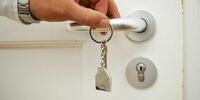 При приобретении квартир для детей-сирот выявлены факты коррупции