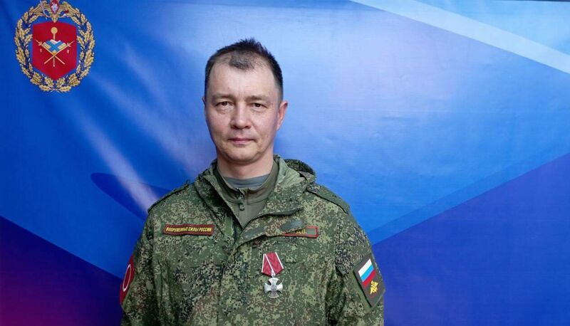 Мобилизованный Дмитрий Холин успел обработать более тысячи обращений на фронте